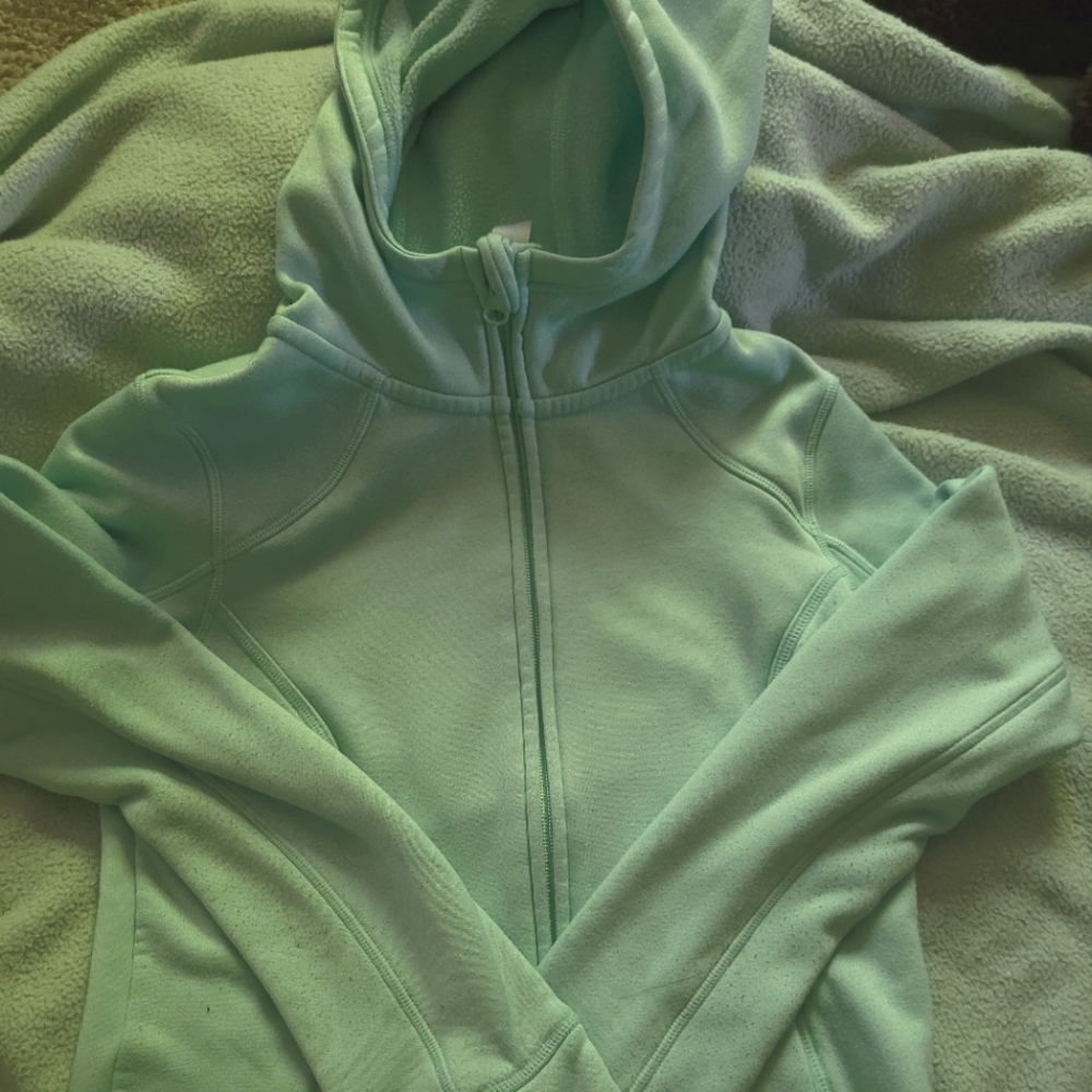 Sweatshirt - Picture 2 of 2